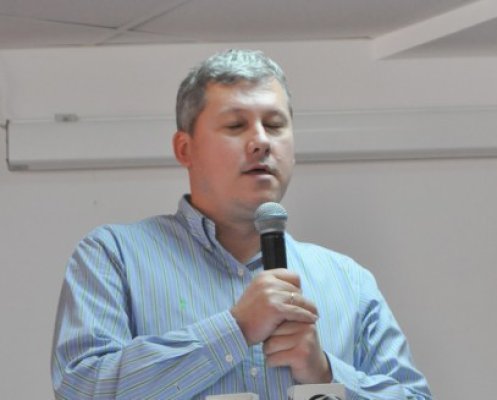 PDL, alegerea candidatului pentru prezidenţiale: Predoiu obţine 90% din voturi în regiunea nord-est